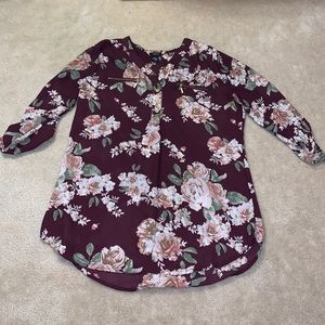 Rue 21 Floral Quarter Length Sleeve Top